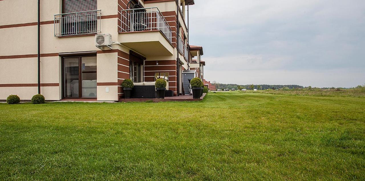 Golf Apartament W Sobieniach Sobienie Jeziory المظهر الخارجي الصورة